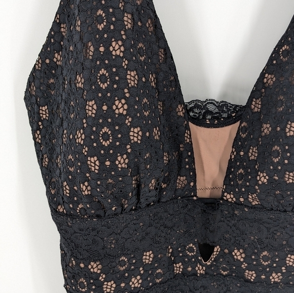 MeetCurve Black Sexy Lace Plunge One Piece Plus Size Swimsuit 3XL - Picture 5 of 7